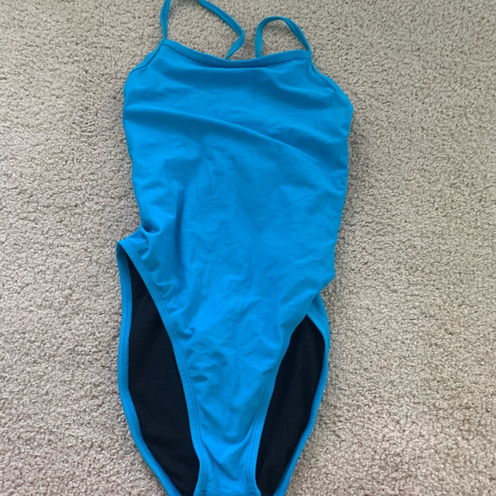 Jolyn one piece size 30